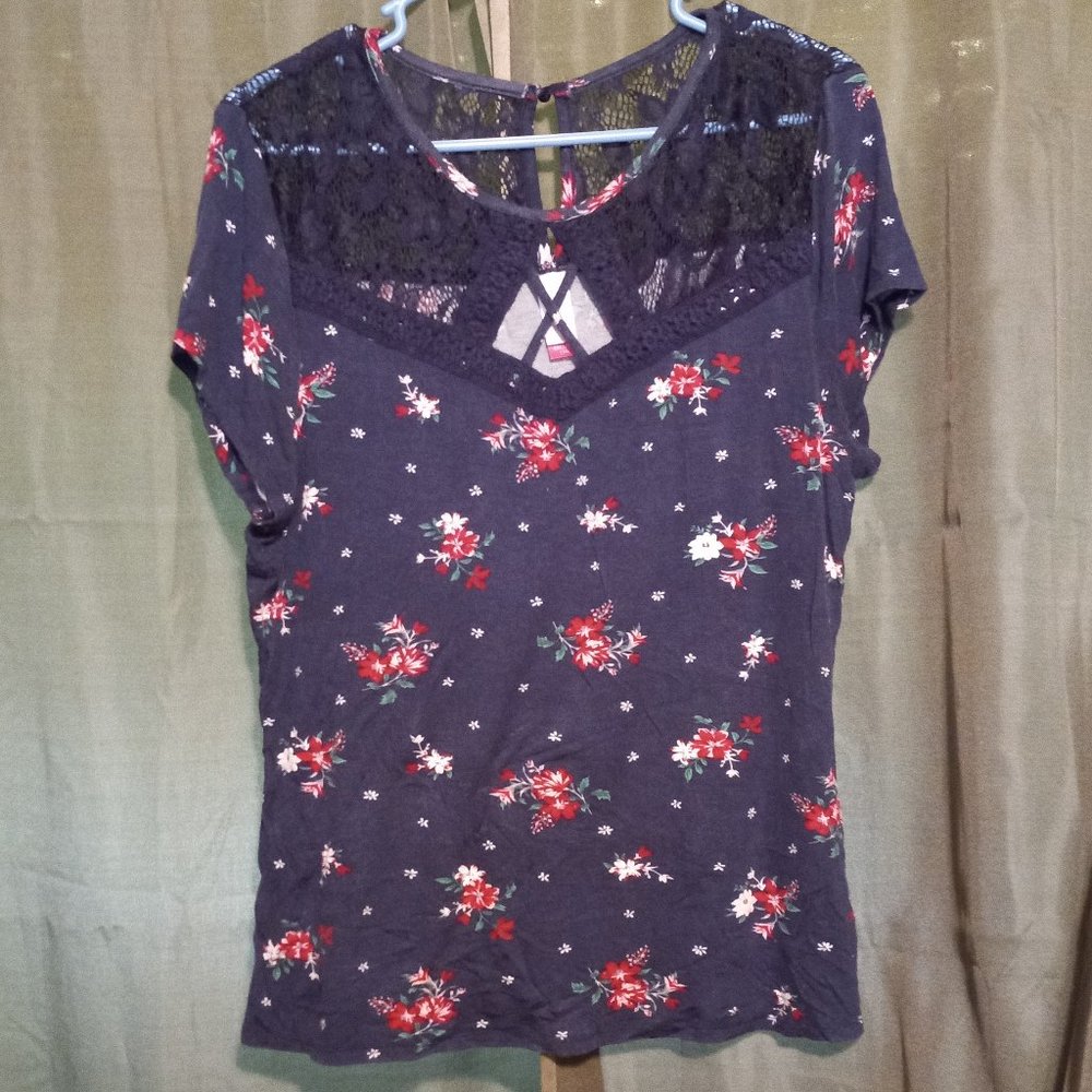 Navy Blue Flower Tshirt